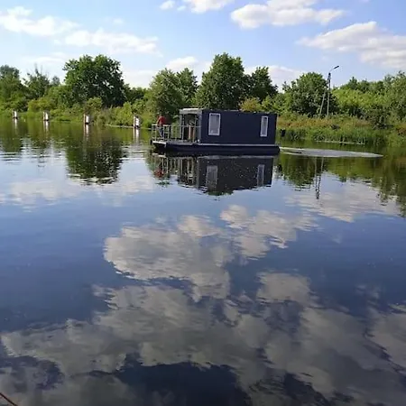 Dom Na Wodzie Z Tarasem Appartement